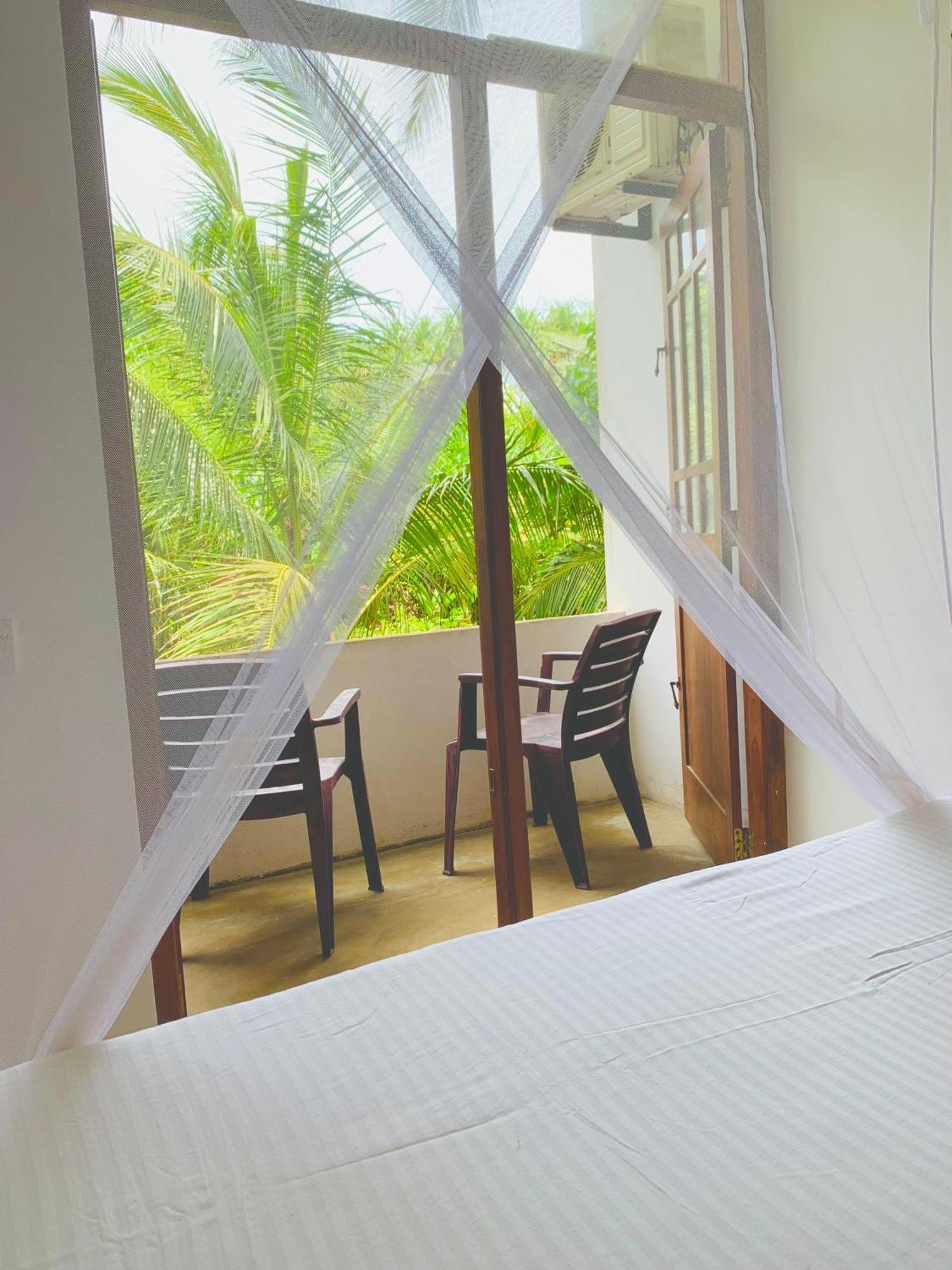 Surf Home Stay Hiriketiya Dikwella Esterno foto