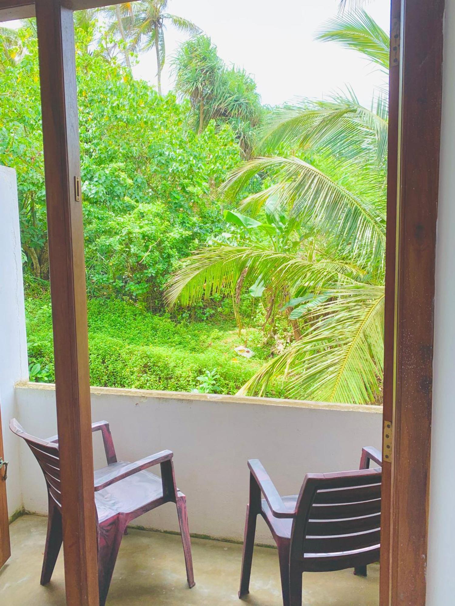 Surf Home Stay Hiriketiya Dikwella Esterno foto
