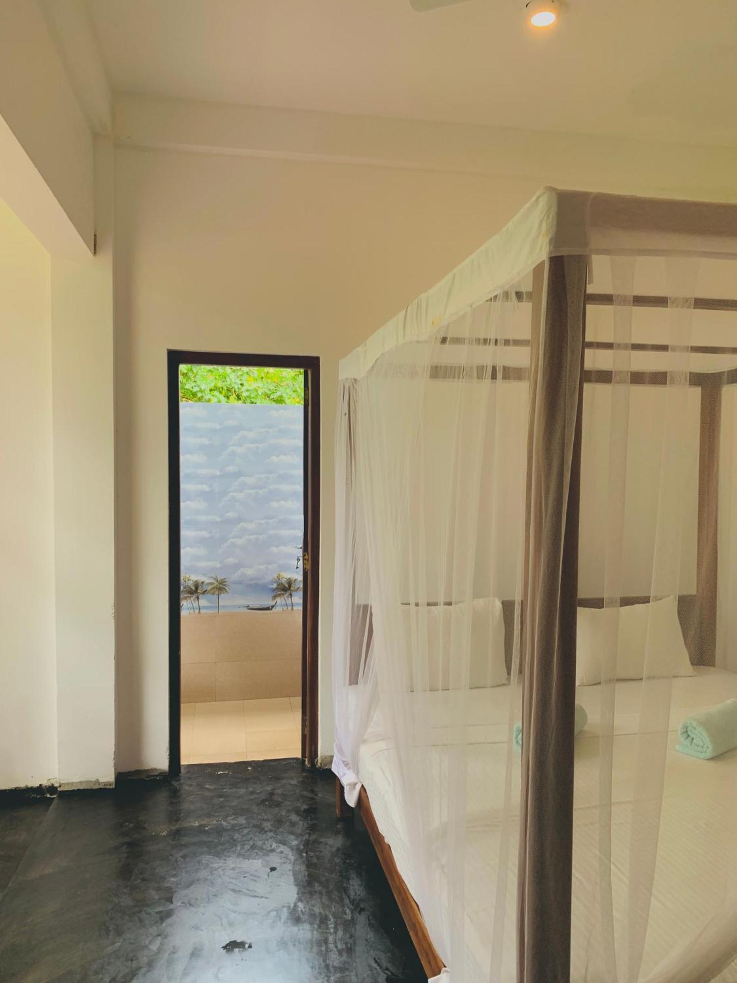 Surf Home Stay Hiriketiya Dikwella Esterno foto